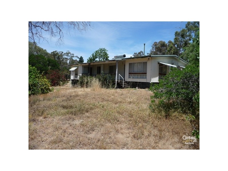 13 Tame Road, Bakers Hill WA 6562