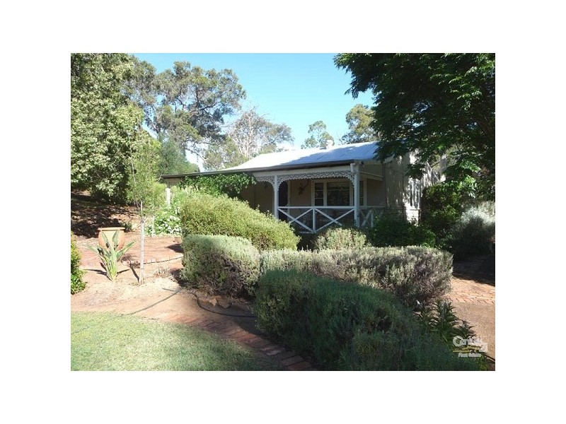 558 Blue Plains Road, Chittering WA 6084