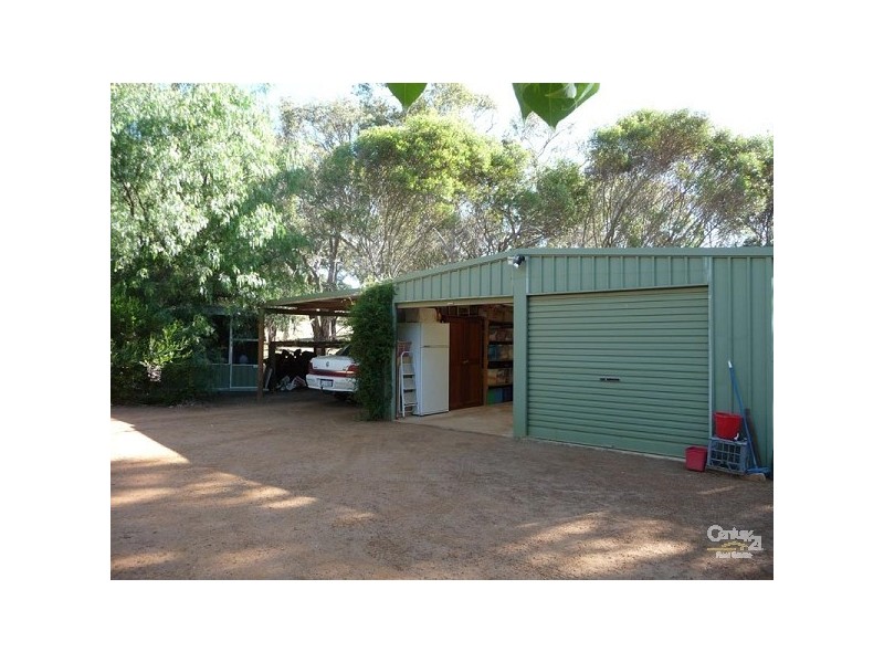 558 Blue Plains Road, Chittering WA 6084