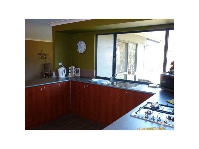 33 Dexter Chase, Lower Chittering WA 6084