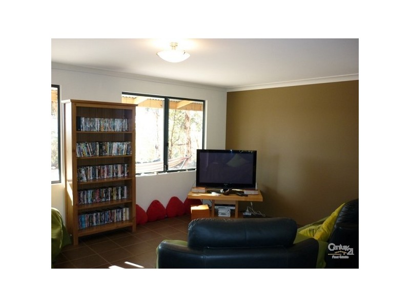 33 Dexter Chase, Lower Chittering WA 6084