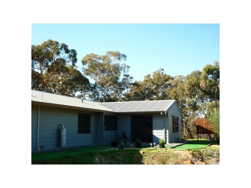 33 Dexter Chase, Lower Chittering WA 6084