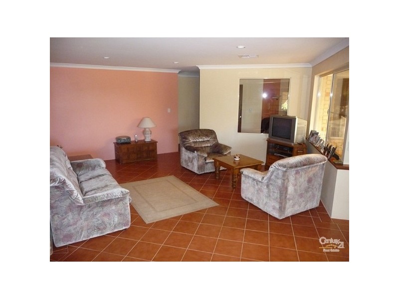 117 Fraser Rd, Bullsbrook WA 6084
