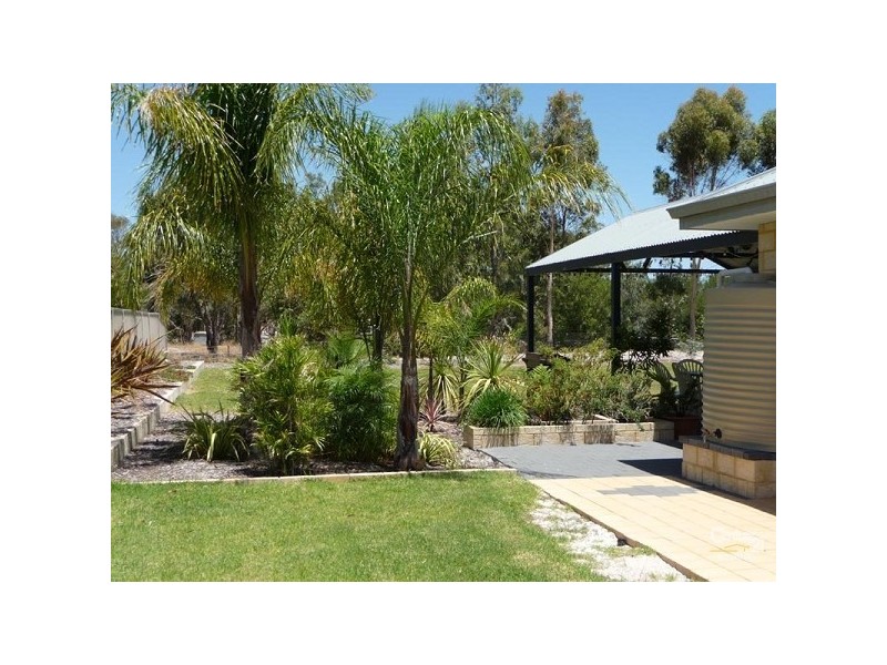 24 Bagley Street, Muchea WA 6501