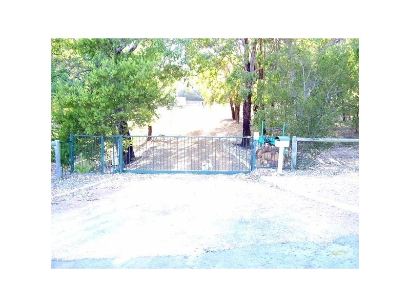 11 Ridgetop Trail, Bullsbrook WA 6084