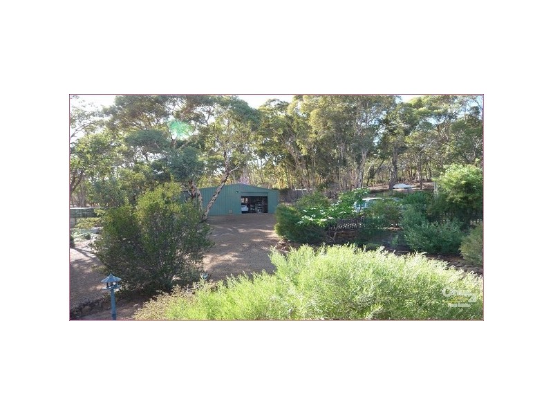 11 Ridgetop Trail, Bullsbrook WA 6084