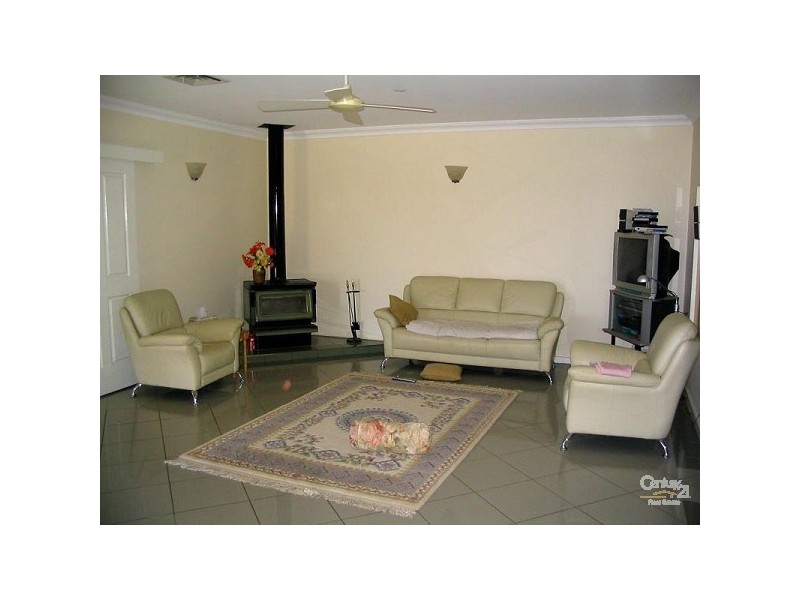 619 Lareema Drive, Bullsbrook WA 6084