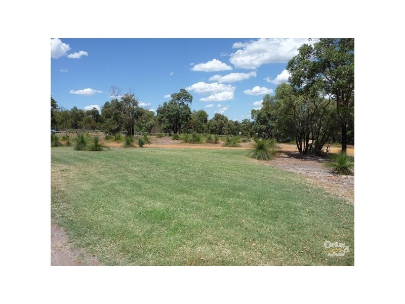 66 Buckthorn Drive, Lower Chittering WA 6084