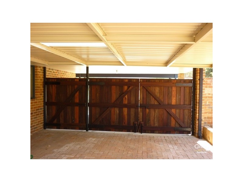 12 Banksia Court, Bullsbrook WA 6084