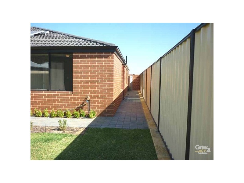 5 Nocturne Rise, Bullsbrook WA 6084