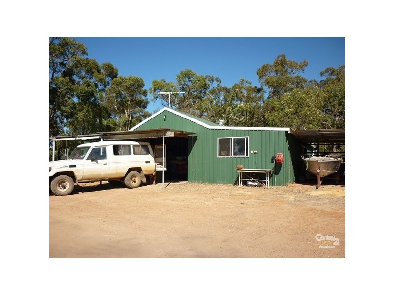 137 Patersonia Road, Chittering WA 6084