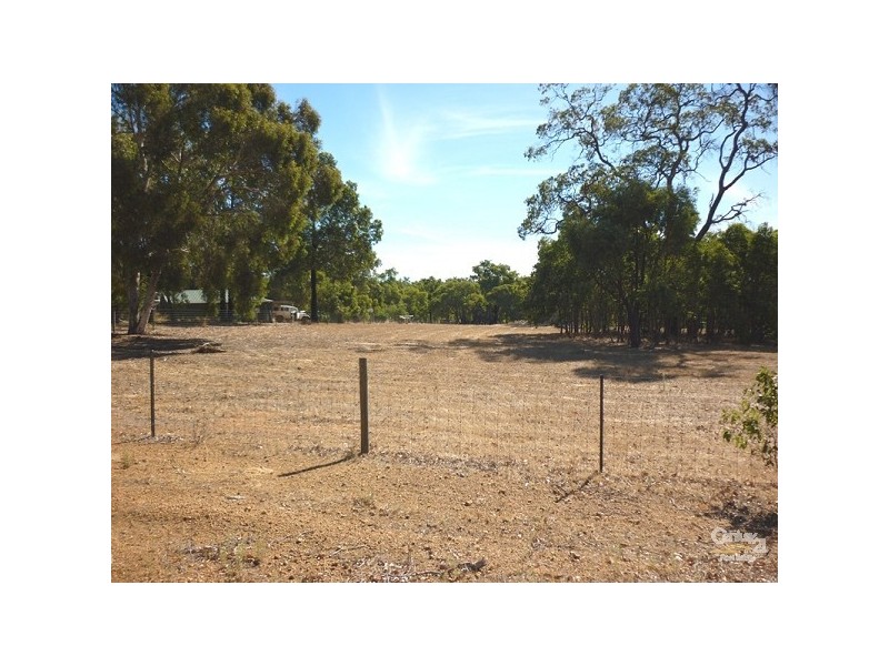 137 Patersonia Road, Chittering WA 6084