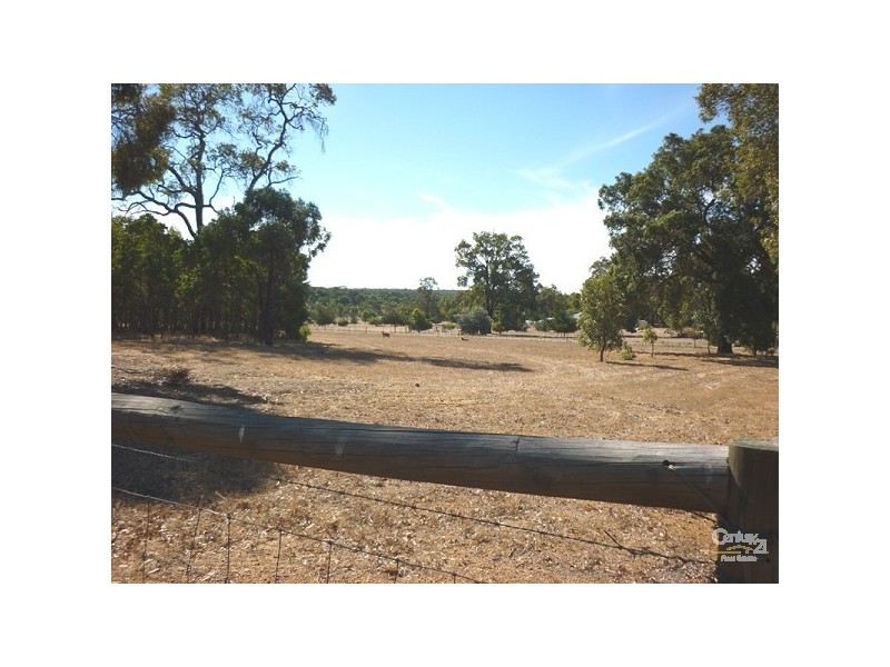 137 Patersonia Road, Chittering WA 6084