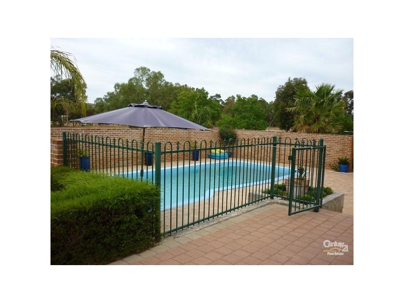 124 Cathedral Avenue, Brigadoon WA 6069