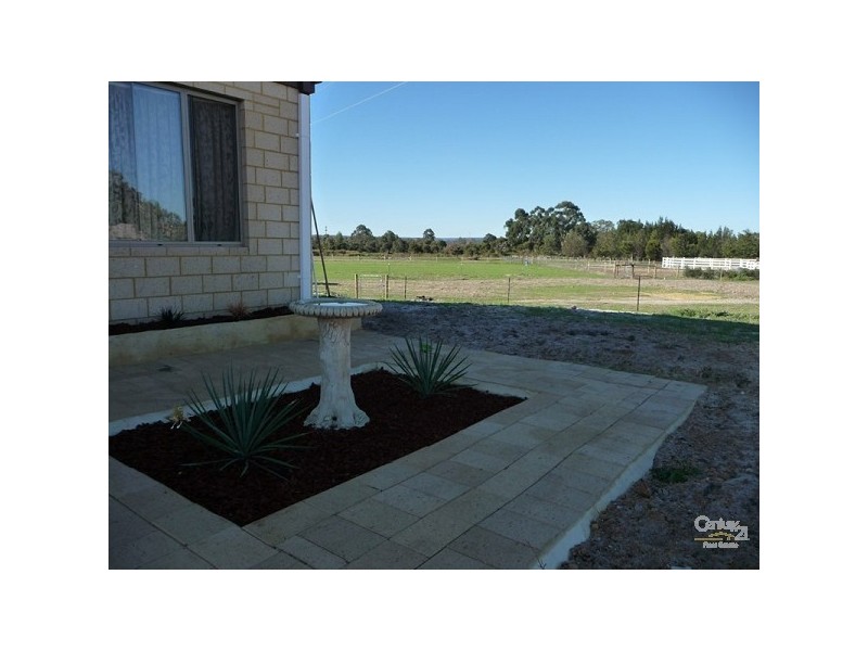 40 Fraser Close, Muchea WA 6501