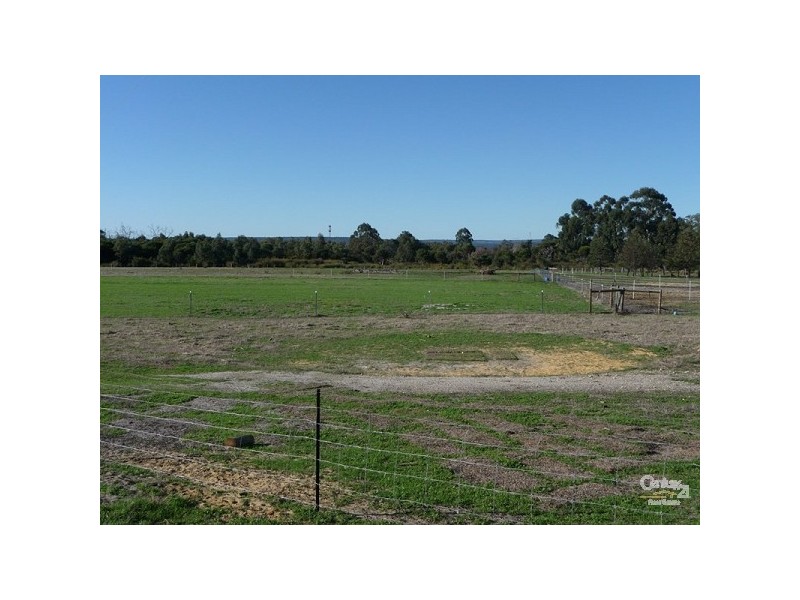 40 Fraser Close, Muchea WA 6501