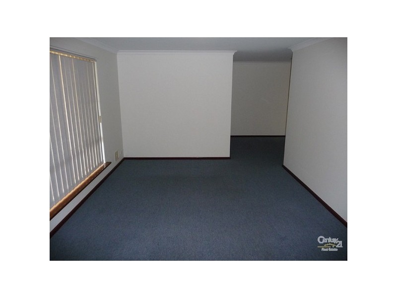 6 Blossom Court, Bullsbrook WA 6084