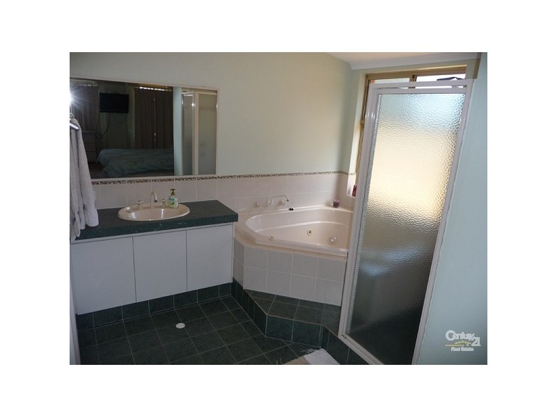 305 Maine Anjou Drive, Lower Chittering WA 6084