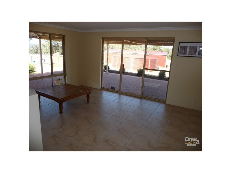 305 Maine Anjou Drive, Lower Chittering WA 6084