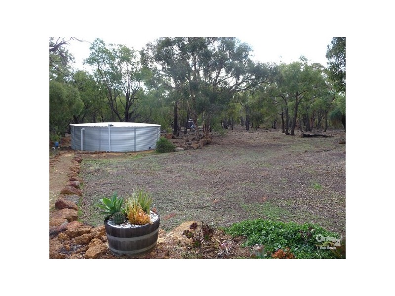 39 Lareema Drive, Bullsbrook WA 6084