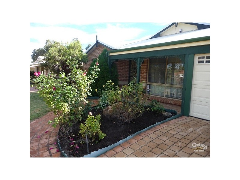 9 Banksia Court, Bullsbrook WA 6084