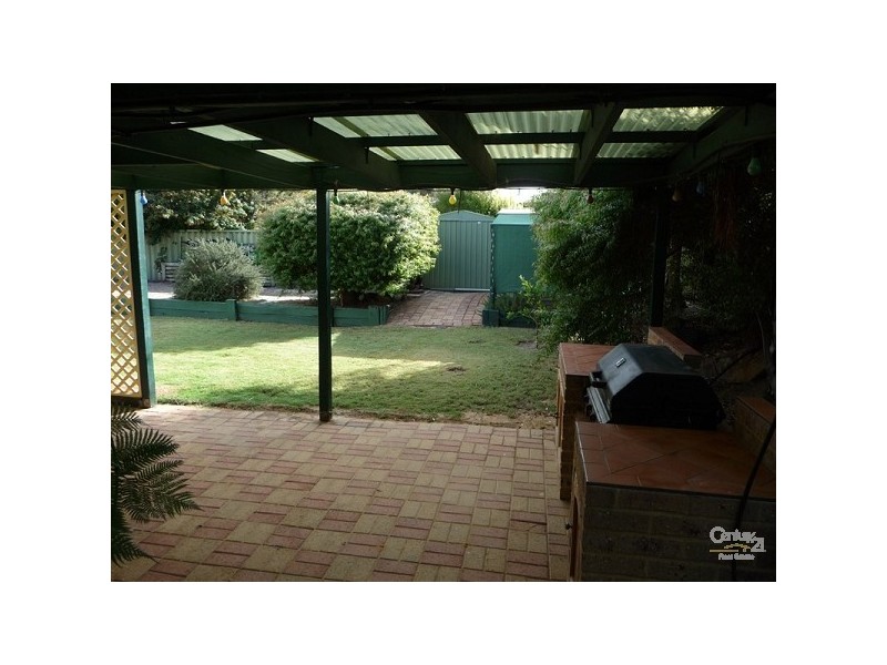 9 Banksia Court, Bullsbrook WA 6084