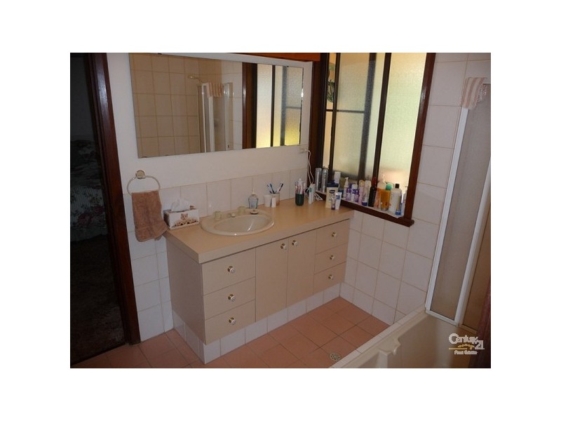 15 Edwards Place, Muchea WA 6501