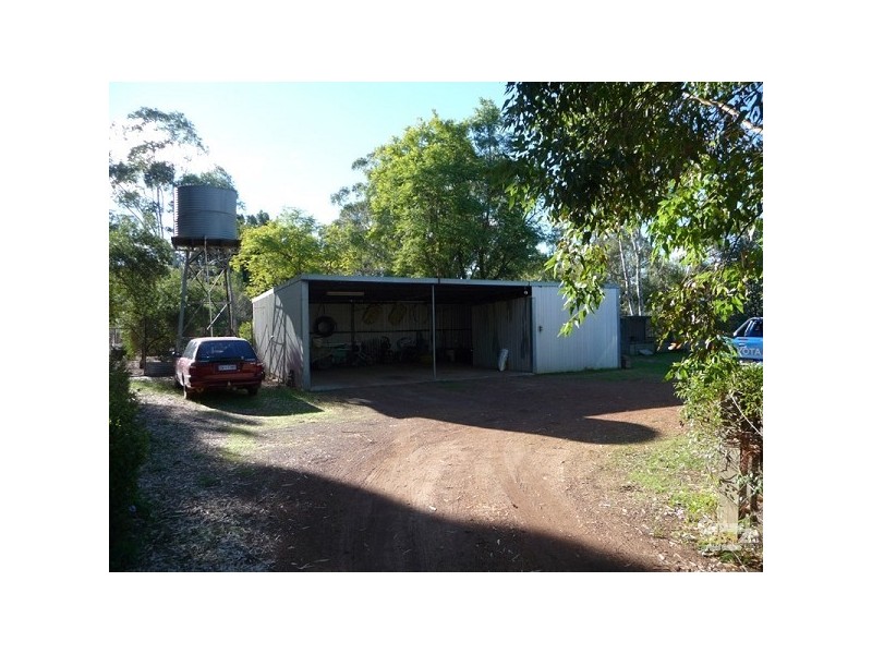 15 Edwards Place, Muchea WA 6501