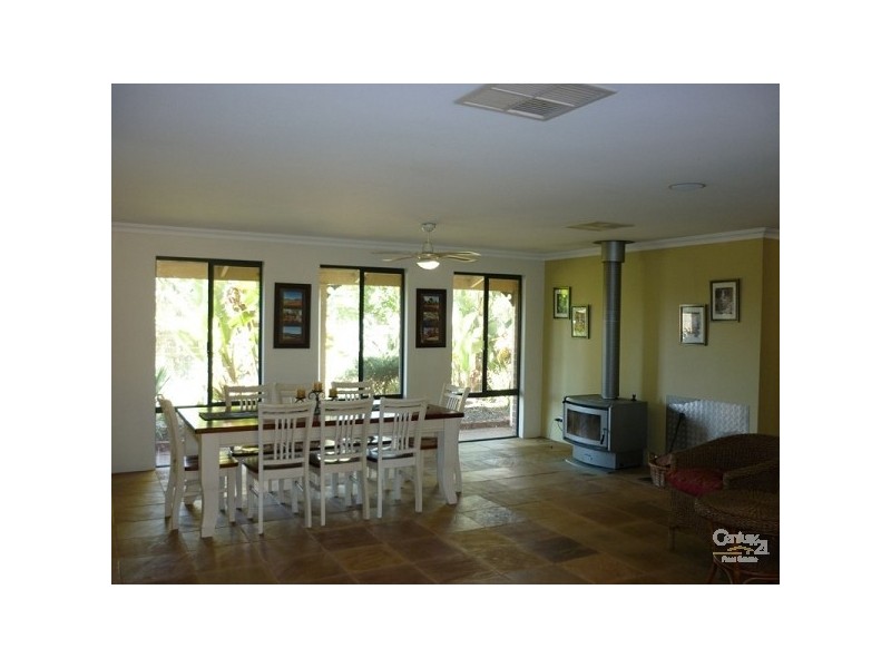 67 Devon Way, Lower Chittering WA 6084