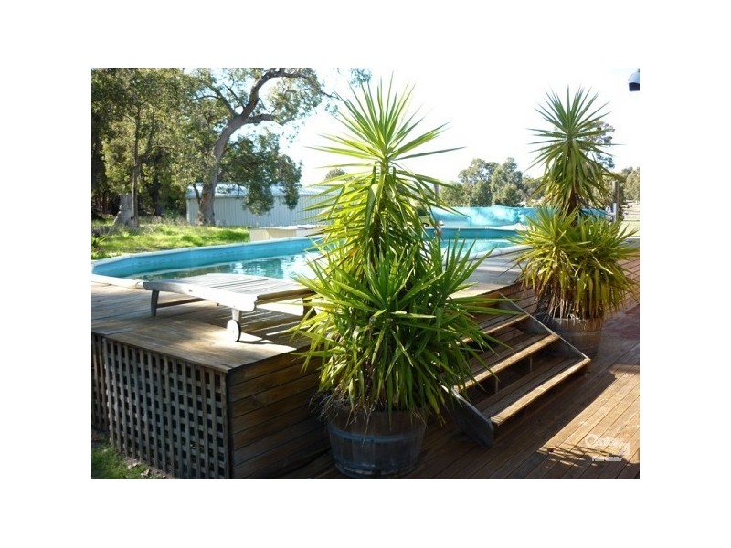 67 Devon Way, Lower Chittering WA 6084