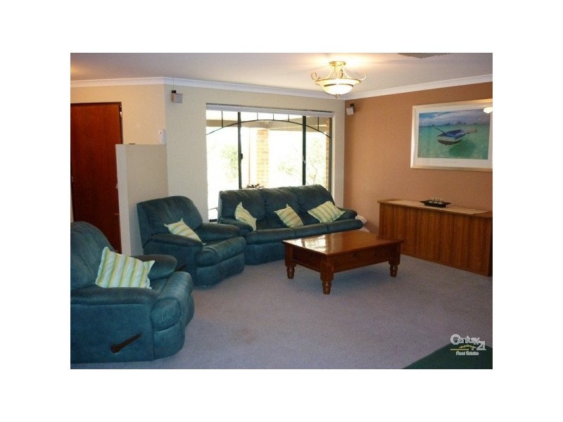 24 Gibbard Place, Bullsbrook WA 6084