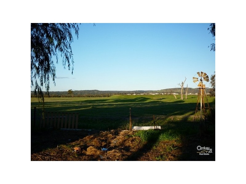 1218 Almeria Parade, Bullsbrook WA 6084