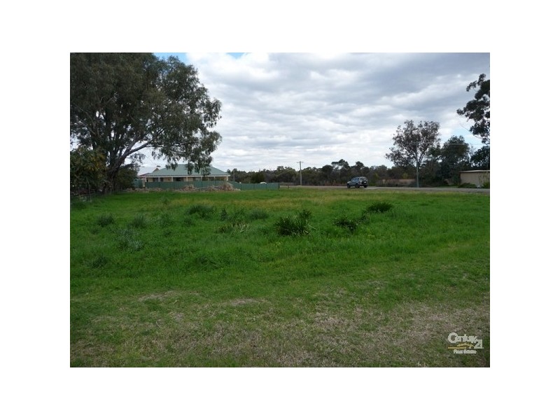 9 Archibald Street, Muchea WA 6501