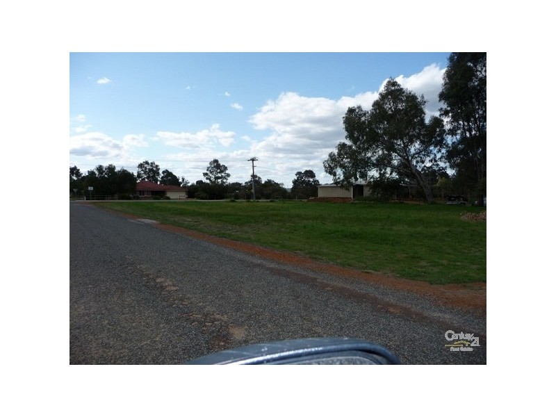 9 Archibald Street, Muchea WA 6501