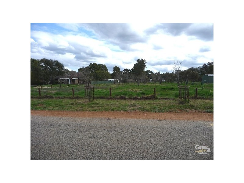 34 Carl Street, Muchea WA 6501