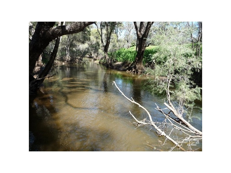 133 Wilson Road, Bullsbrook WA 6084