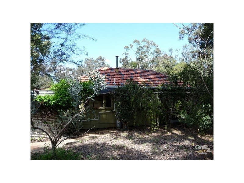 1884 Chittering Road, Lower Chittering WA 6084