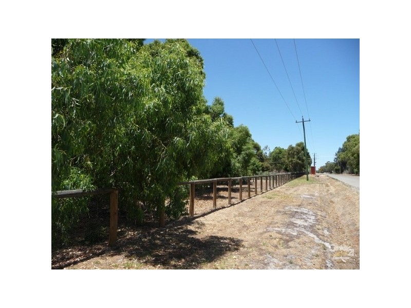 21 Fewster Street, Muchea WA 6501