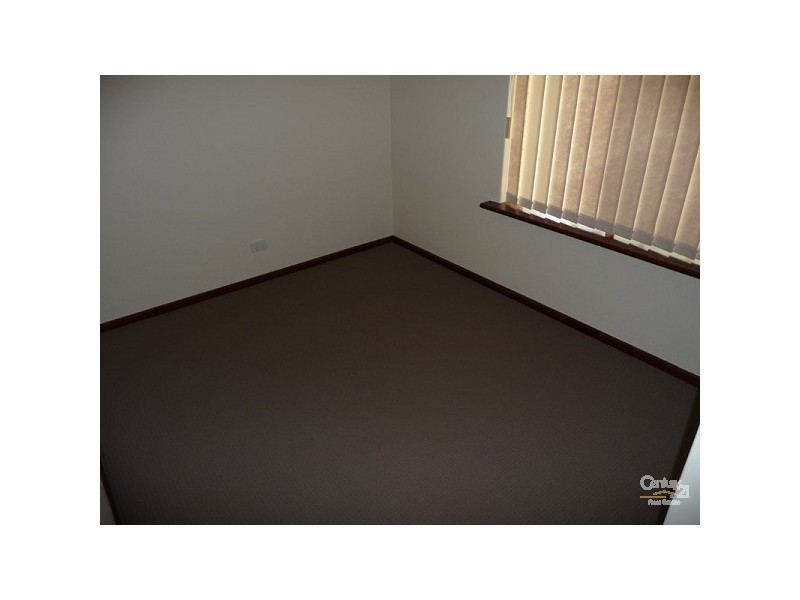 11 Parkland Parade, Bullsbrook WA 6084