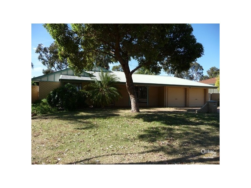 11 Parkland Parade, Bullsbrook WA 6084