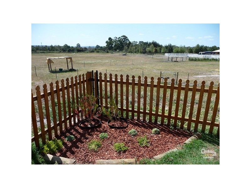 40 Fraser Close, Muchea WA 6501