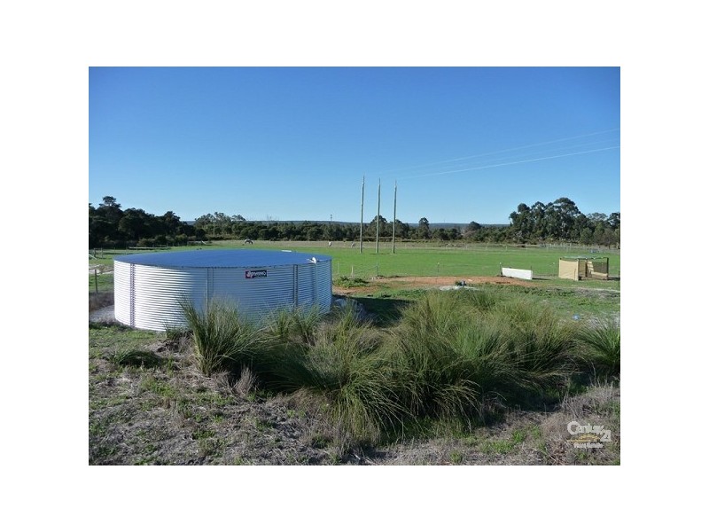 40 Fraser Close, Muchea WA 6501