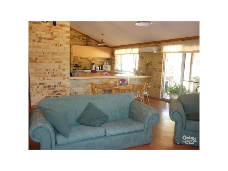 44 Greenside Lane, Bullsbrook WA 6084