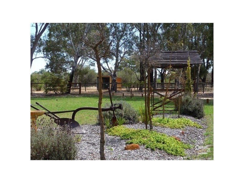 121 Stock West Road, Bullsbrook WA 6084