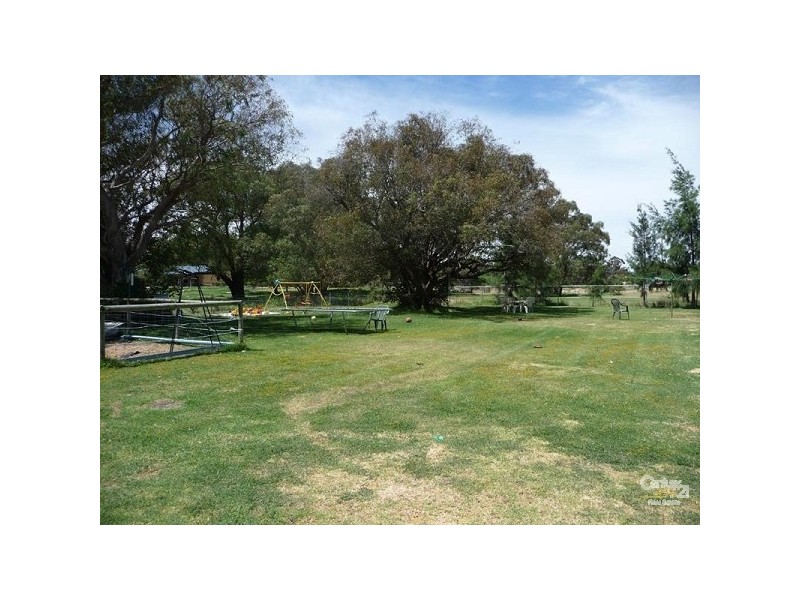 10 Popple Place, Muchea WA 6501