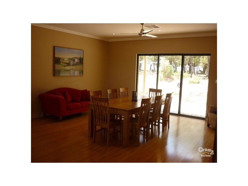 183 Ayrshire Loop, Lower Chittering WA 6084