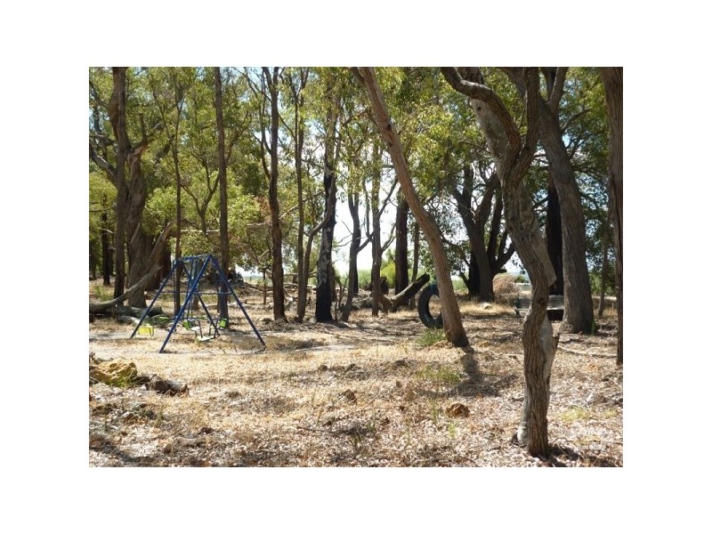 183 Ayrshire Loop, Lower Chittering WA 6084