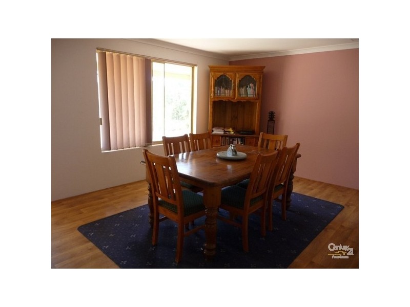 182 Ashmere Drive, Bullsbrook WA 6084