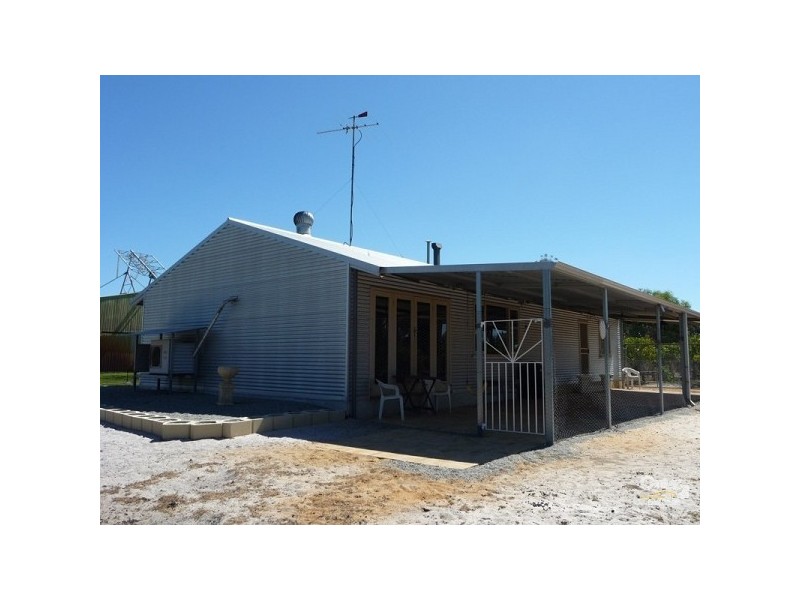 82 Bell Road, Coonabidgee WA 6503