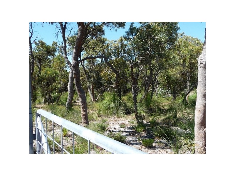 82 Bell Road, Coonabidgee WA 6503